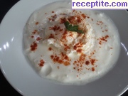 снимка 7 към рецепта Пържени или забулени яйца с млечно-чеснов сос
