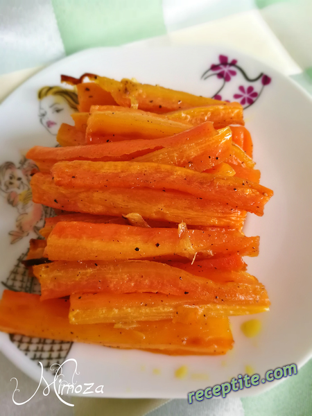 Снимки към Гарнитура от моркови, печени на фурна