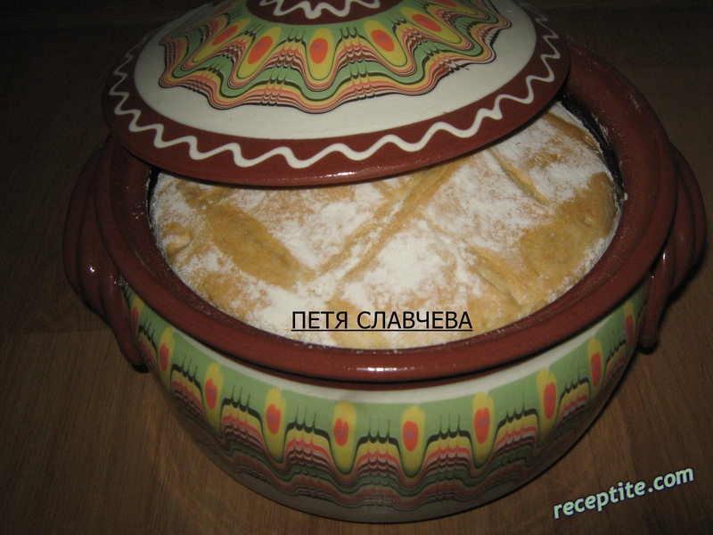 Снимки към Селска питка в гювеч