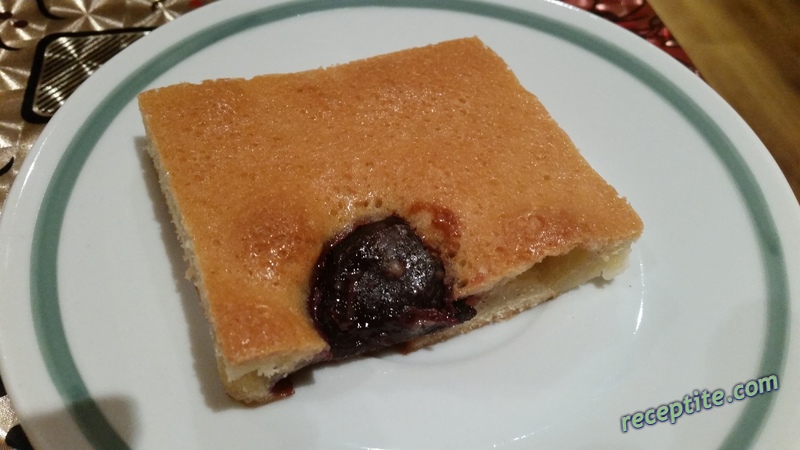Снимки към Сладкиш със сливи