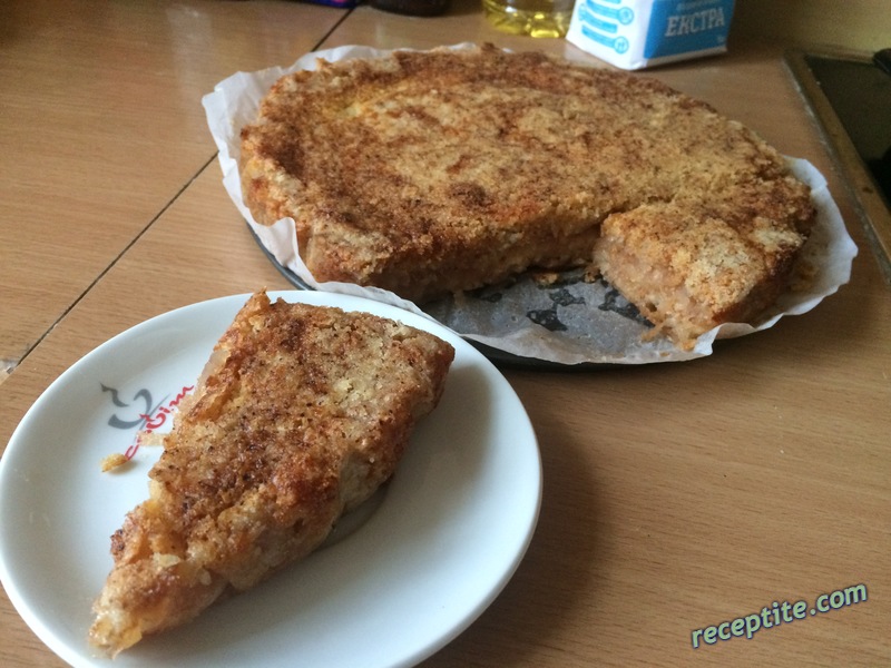 Снимки към Сладкиш с круши, ябълки и грис