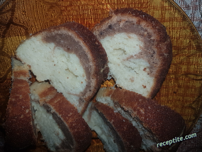 Снимки към Ароматен лимонов кекс
