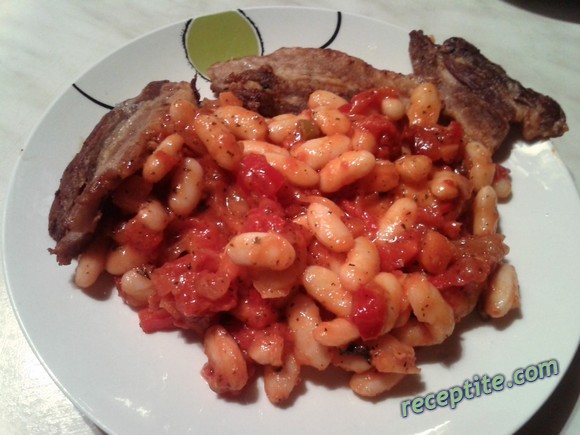 Снимки към Яхния от зрял фасул с панчета (Pancetta)
