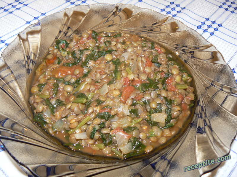 Снимки към Леща с домати и спанак