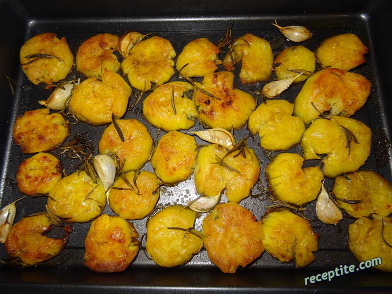 Снимки към Печени картофи по рецепта на Джейми Оливър