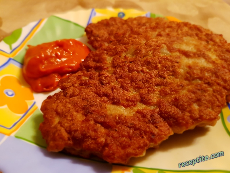 Снимки към Шницели от мляно месо