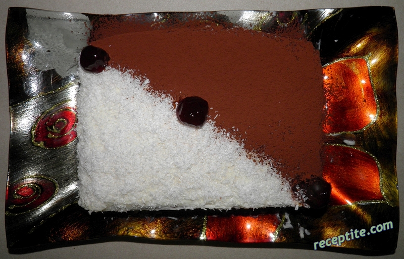 Снимки към Пухкава шоколадова торта