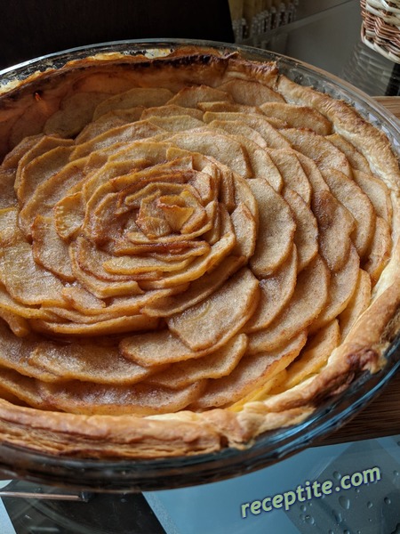 Снимки към Ябълков пай Роза
