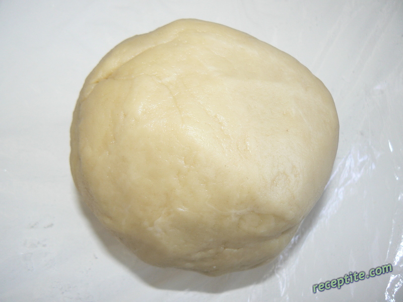 Снимки към Пирог с извара и броколи
