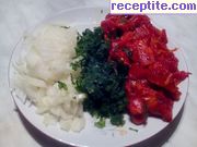 снимка 1 към рецепта Селска пица с печени чушки и лук