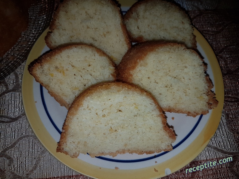 Снимки към Кекс с лимон