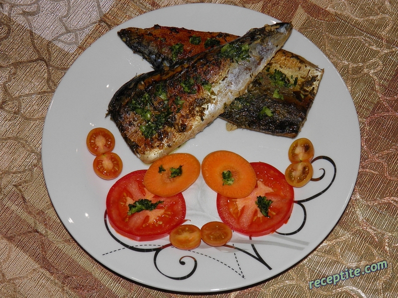 Снимки към Скумрия с горчица