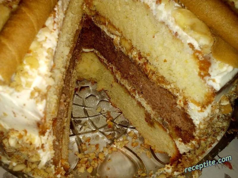 Снимки към Торта с маскарпоне, плодове и ядки