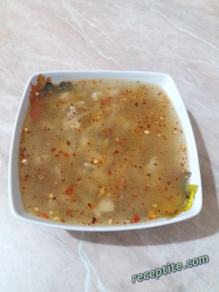 Снимки към Зимна супа с кисело зеле и свинско