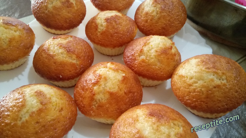 Снимки към Мъфини с лимонов аромат