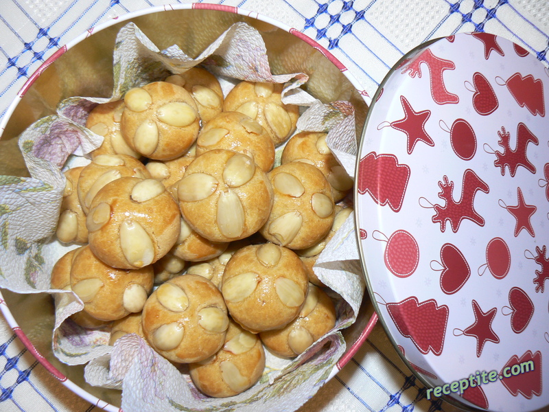Снимки към Традиционни немски марципанови бисквитки