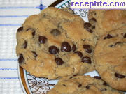 снимка 4 към рецепта Бисквити с фъстъчено масло и парченца шоколад