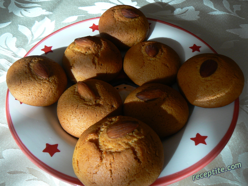 Снимки към Меденки със сметана