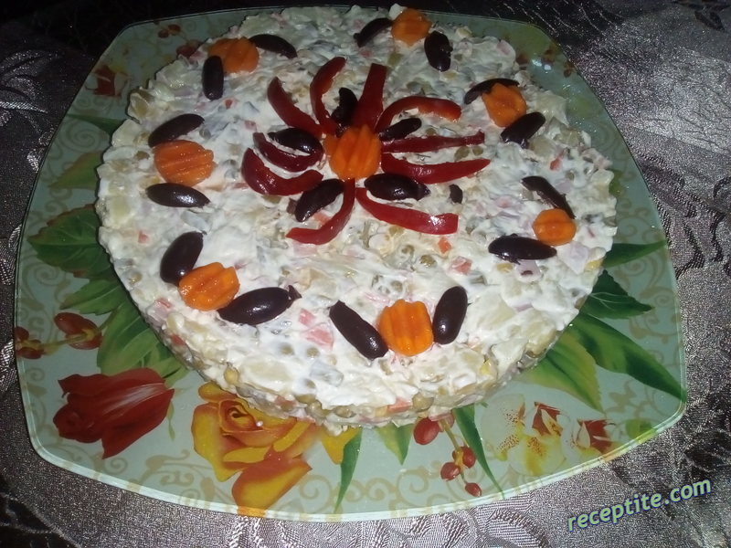 Снимки към Руска салата у дома