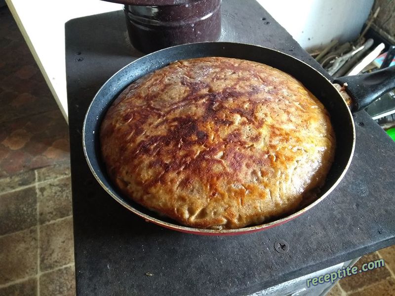 Снимки към Селска баница на тиган