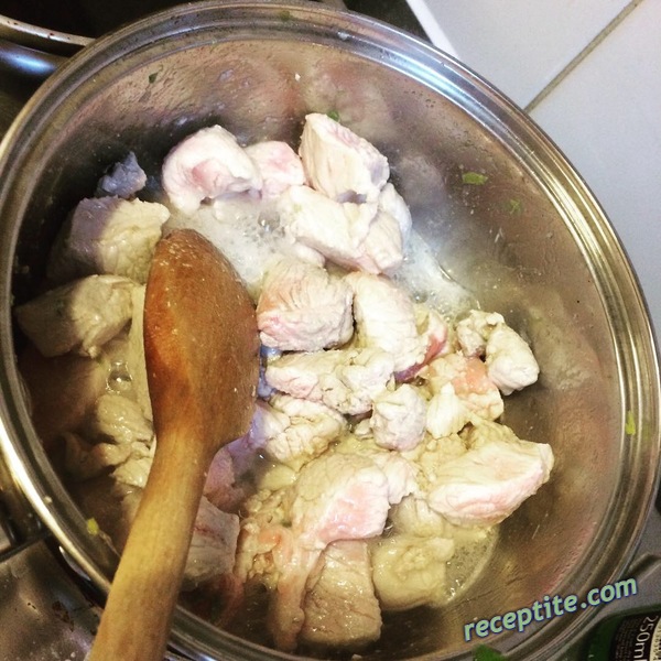Снимки към Свинско с целина