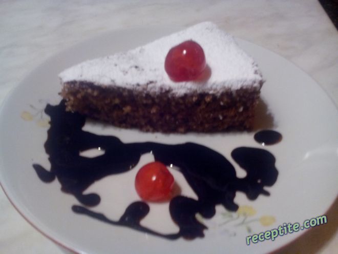 Снимки към Сладкиш с орехи и галета