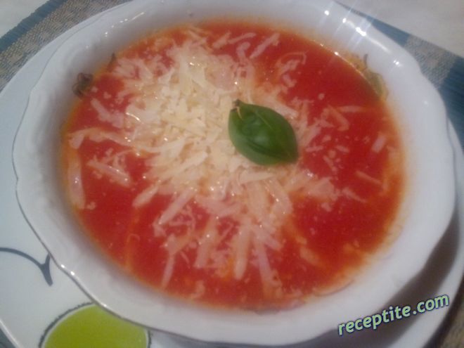Снимки към Крем-супа от картофи с домати