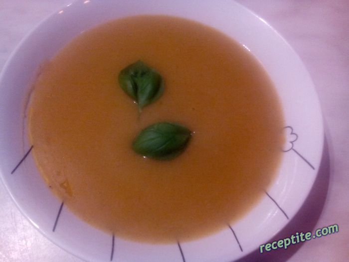 Снимки към Зеленчукова крем-супа
