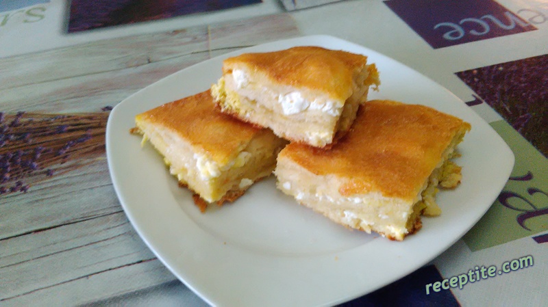 Снимки към Питка със сирене със заливка