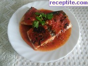 снимка 2 към рецепта Скумрия с домати на фурна