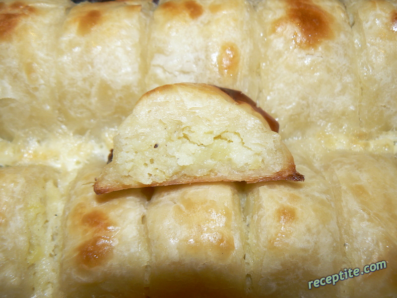 Снимки към Турски картофени банички с готови кори