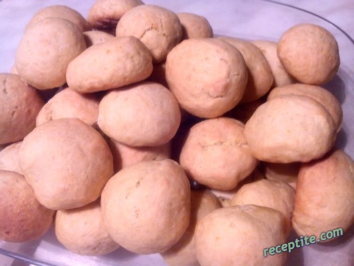 Снимки към Бисквити (курабии) с лимончело