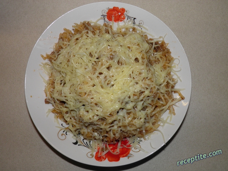 Снимки към Макарони с кайма