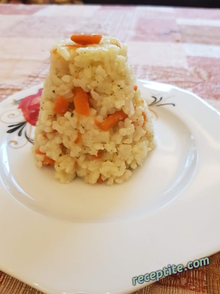 Снимки към Ориз с моркови по монголски