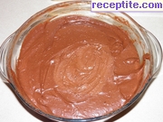 снимка 5 към рецепта Шоколадова торта с шоколадов мус