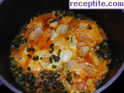 снимка 1 към рецепта Селски яйца със зелен лук