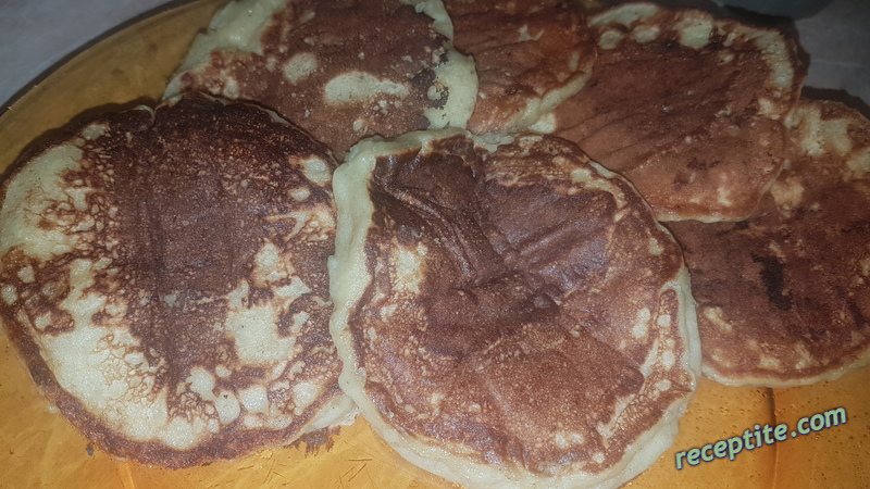 Снимки към Бананови мини палачинки