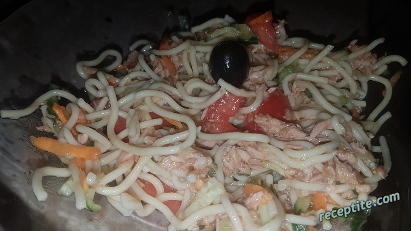 Снимки към Салата със спагети