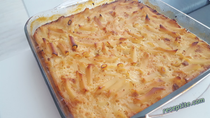 Снимки към Сладки макарони на фурна със сирене