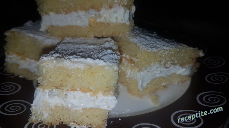 Снимки към Kinder пастички