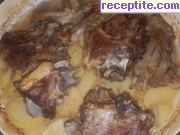 снимка 4 към рецепта Ярешко месо с картофи