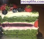 снимка 3 към рецепта Спаначена торта с маскарпоне и ягоди