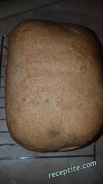 Снимки към Хляб от спелта в хлебопекарна