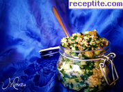 снимка 2 към рецепта Табуле с краставици и киноа