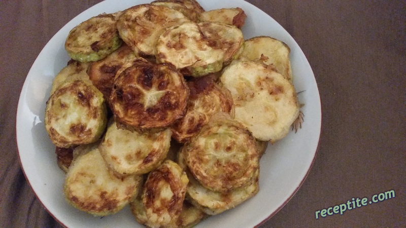 Снимки към Пържени тиквички с хрупкава коричка