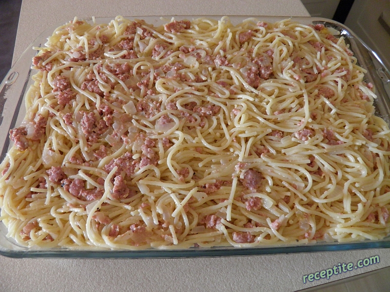 Снимки към Макарони по Парижки