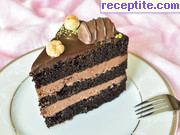 снимка 2 към рецепта Шоколадово-лешникова торта