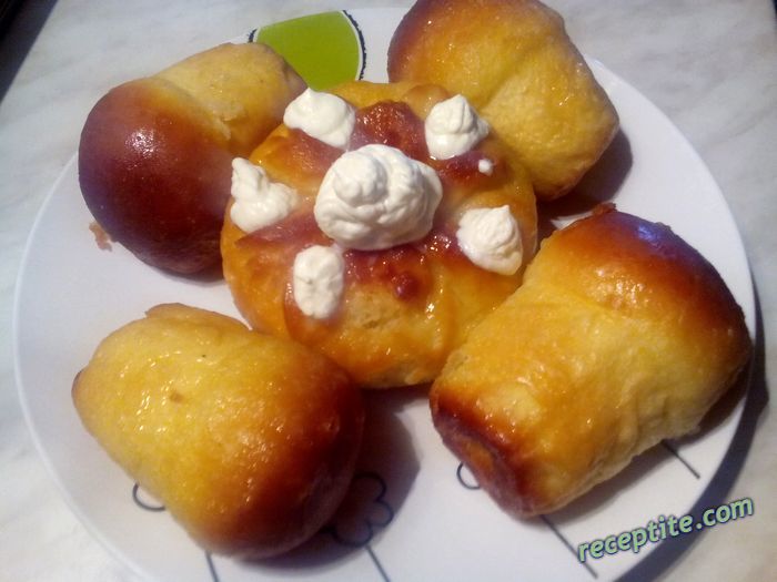 Снимки към Неаполитански сладкиш Baba