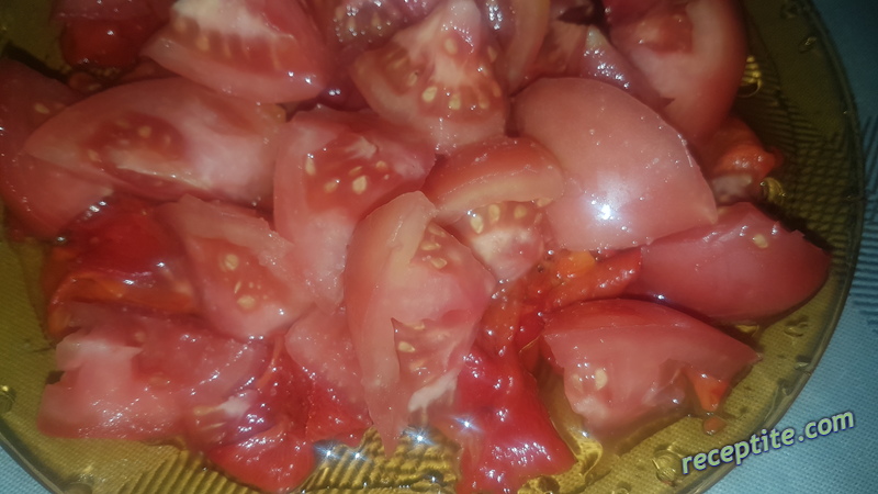 Снимки към Салата от печени чушки и домати