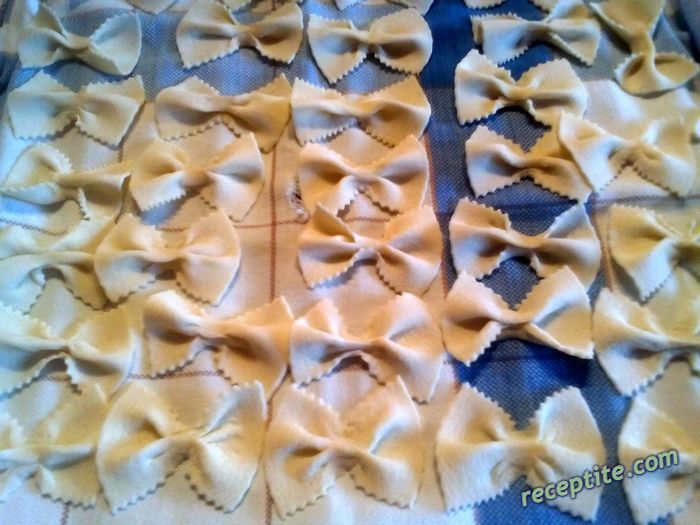 Снимки към Домашна паста панделки